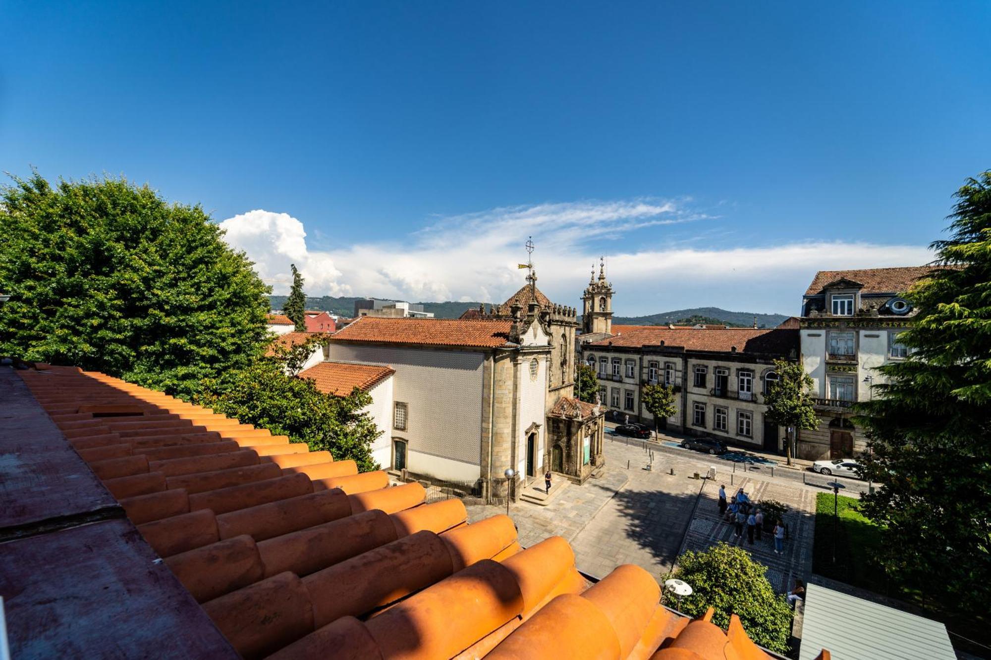 On The Square Flat - City Center By House And People Braga Exterior foto