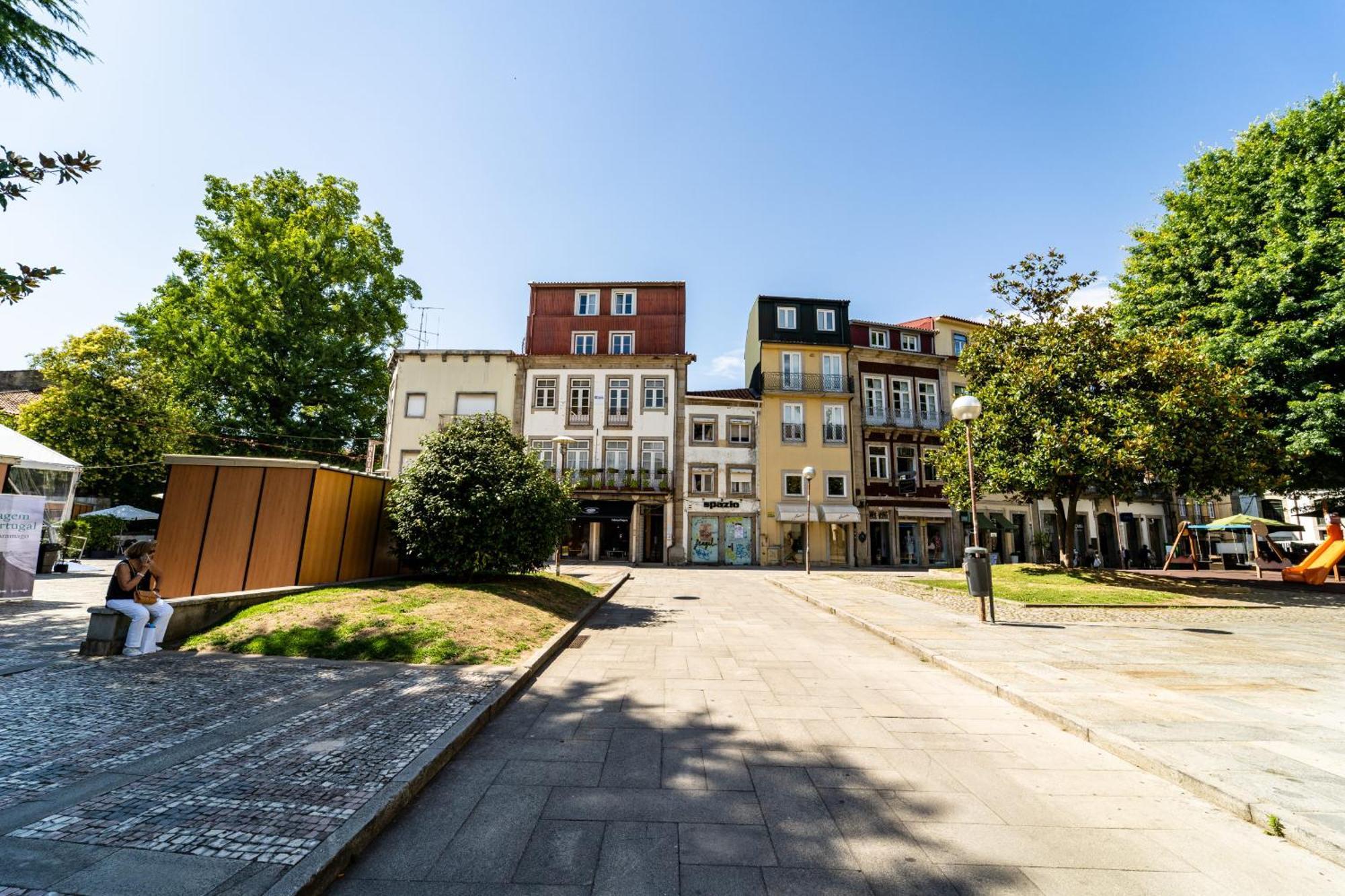On The Square Flat - City Center By House And People Braga Exterior foto